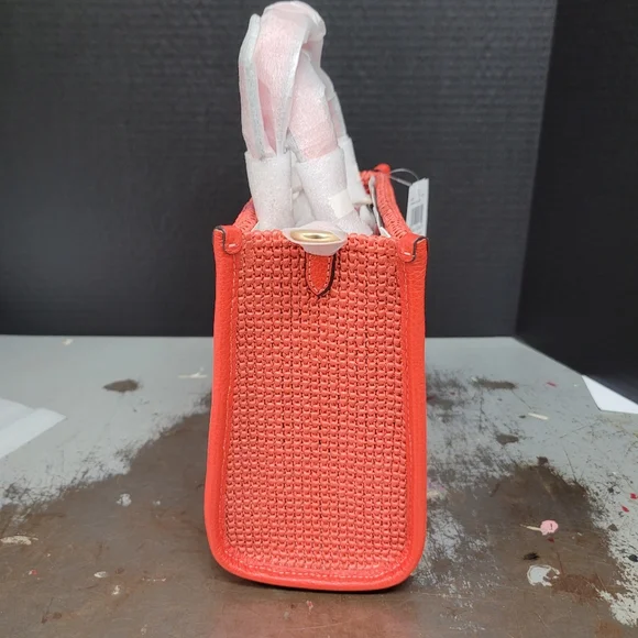 NWT Coach Dempsey Straw Leather Tote 22 with Coach Patch Miami Red CA291 - Picture 6 of 10